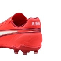 Football boots
Puma King Match FG/AG 108315 01