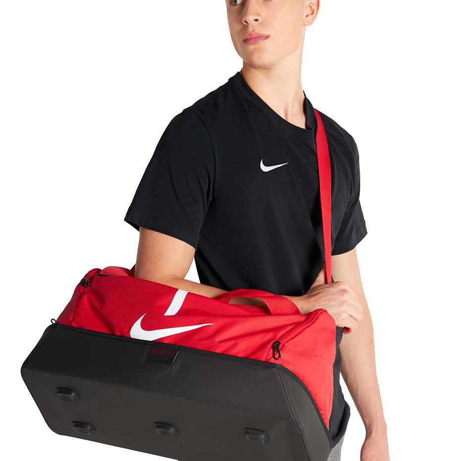 Nike Academy Team M Hardcase red bag CU8096 657