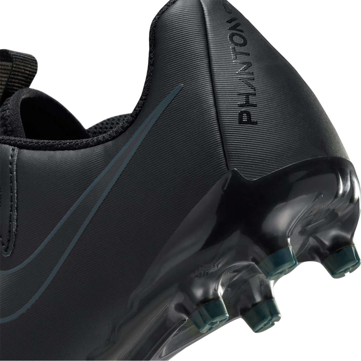 Nike Phantom GX II Academy Junior Firm Ground Football Boots