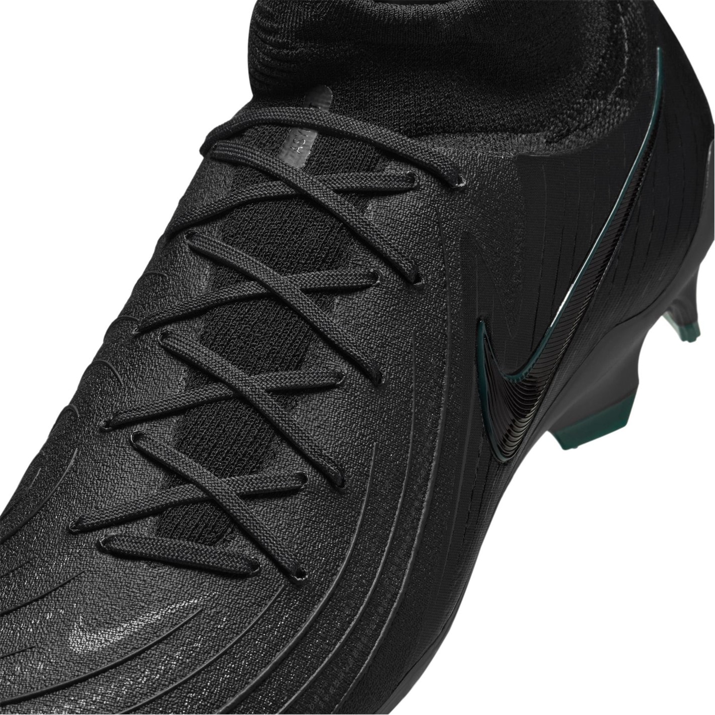 Nike Phantom Luna II Pro Firm Ground Football Boots