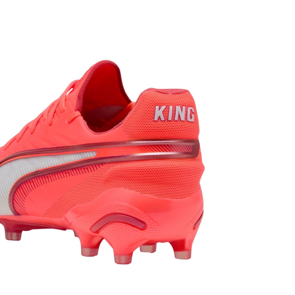 Football boots Puma King Ultimate FG/AG 108303 01