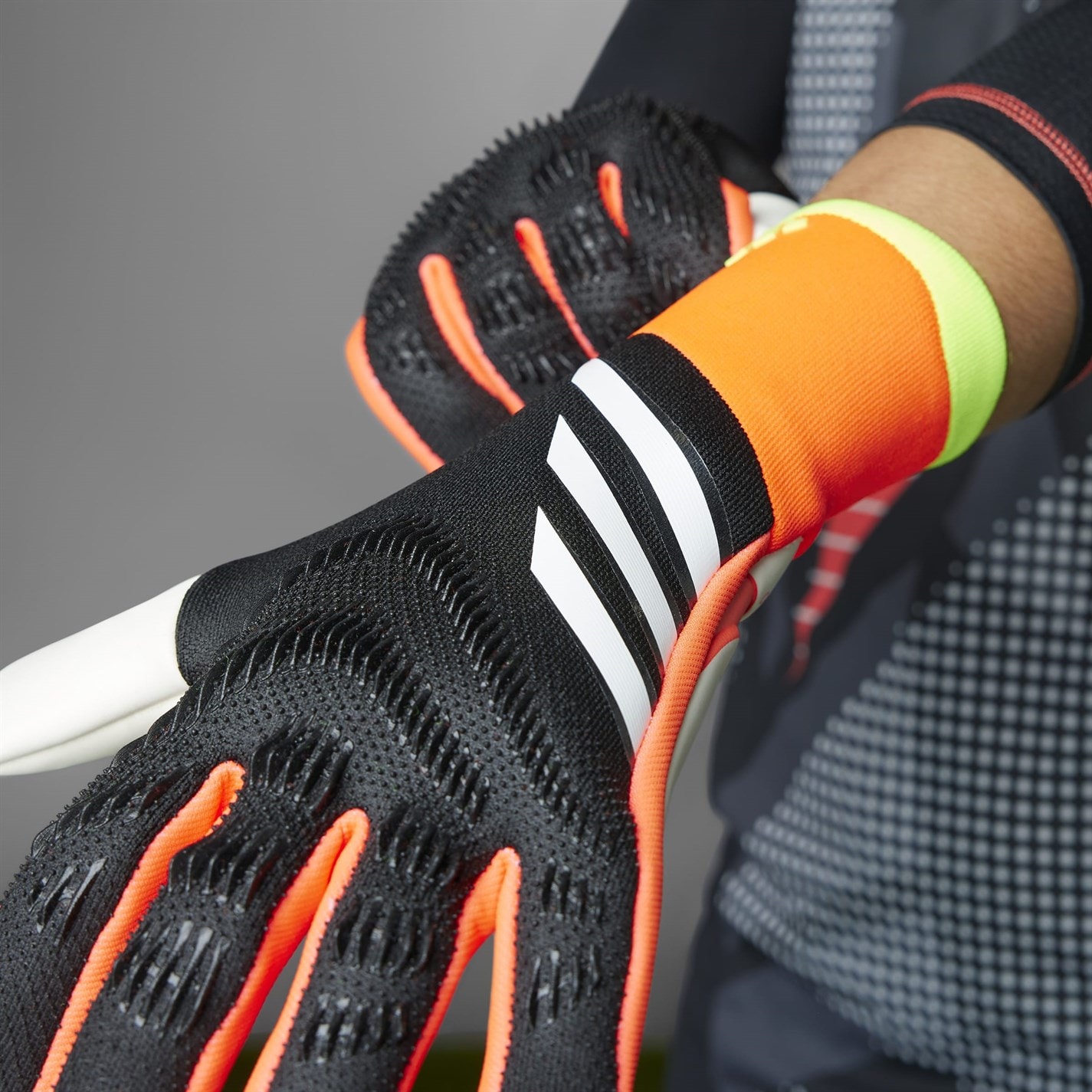 adidas Predator Pro Goalkeeper Gloves Adults