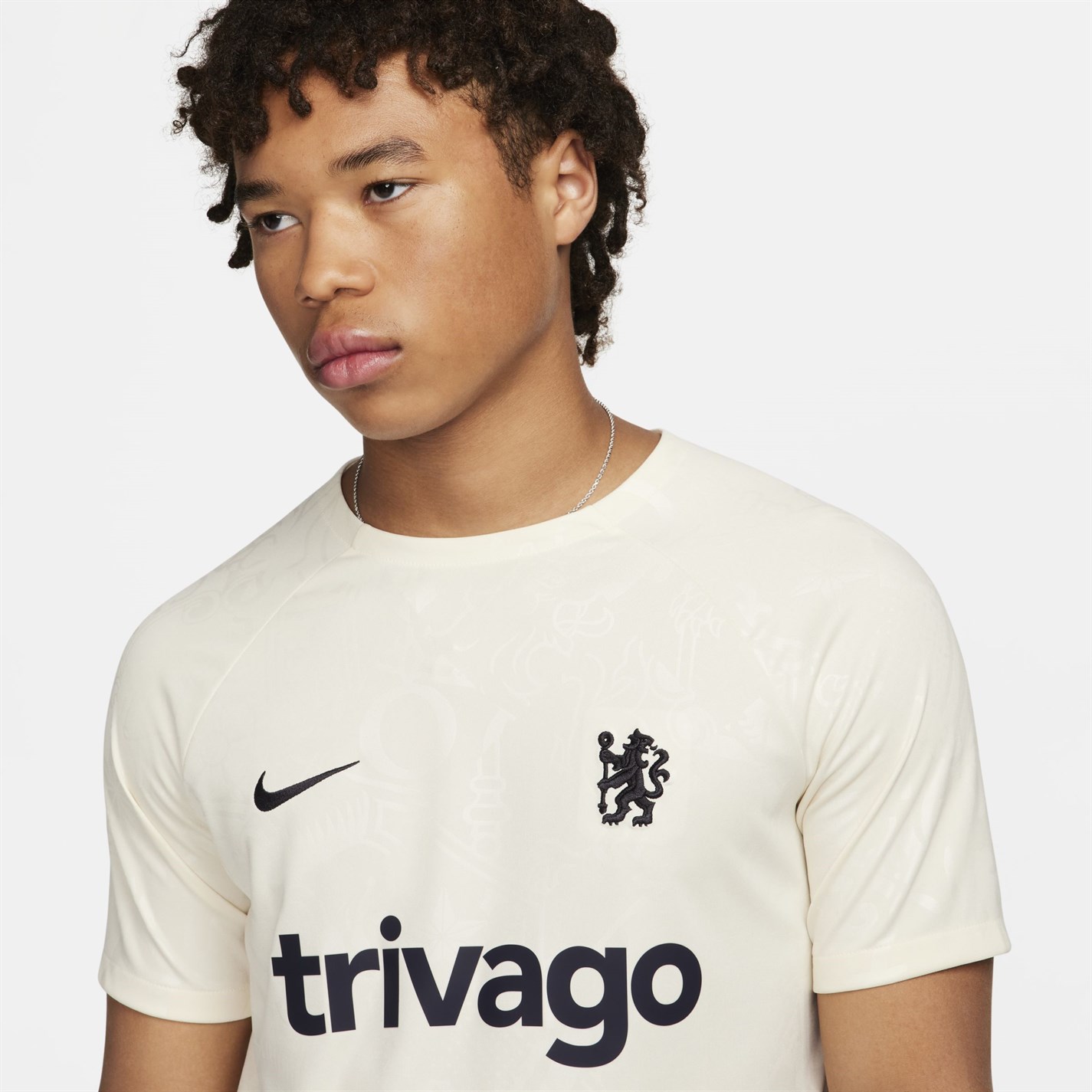 Nike Chelsea FC Academy Pro Pre-Match Top 2023 2024