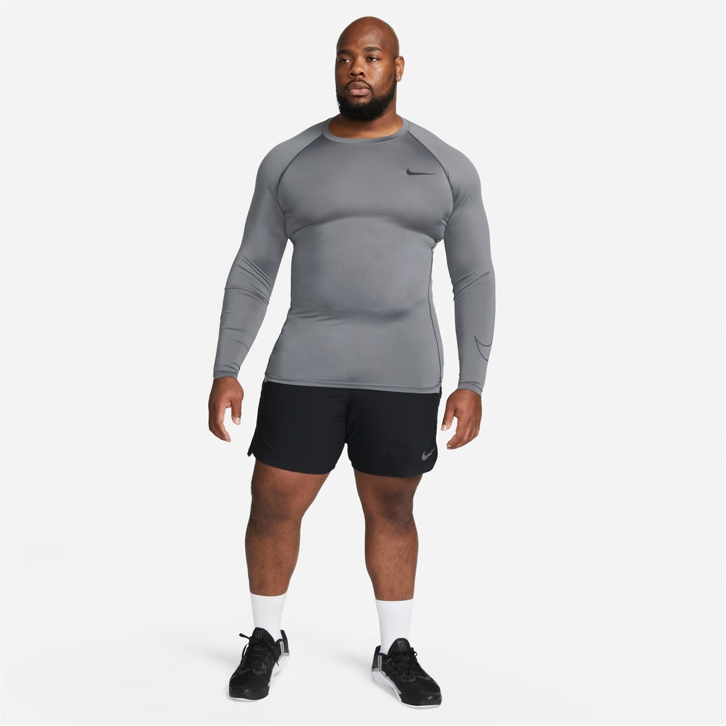 Nike Pro Dri-FIT Mens Tight Fit Long-Sleeve Top