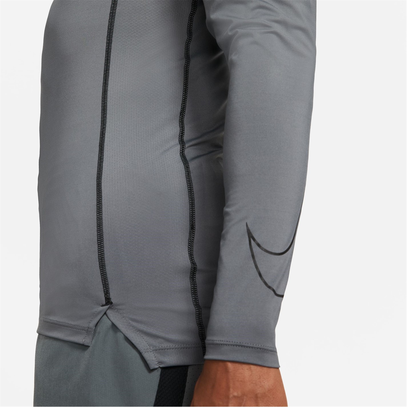 Nike Pro Dri-FIT Mens Tight Fit Long-Sleeve Top