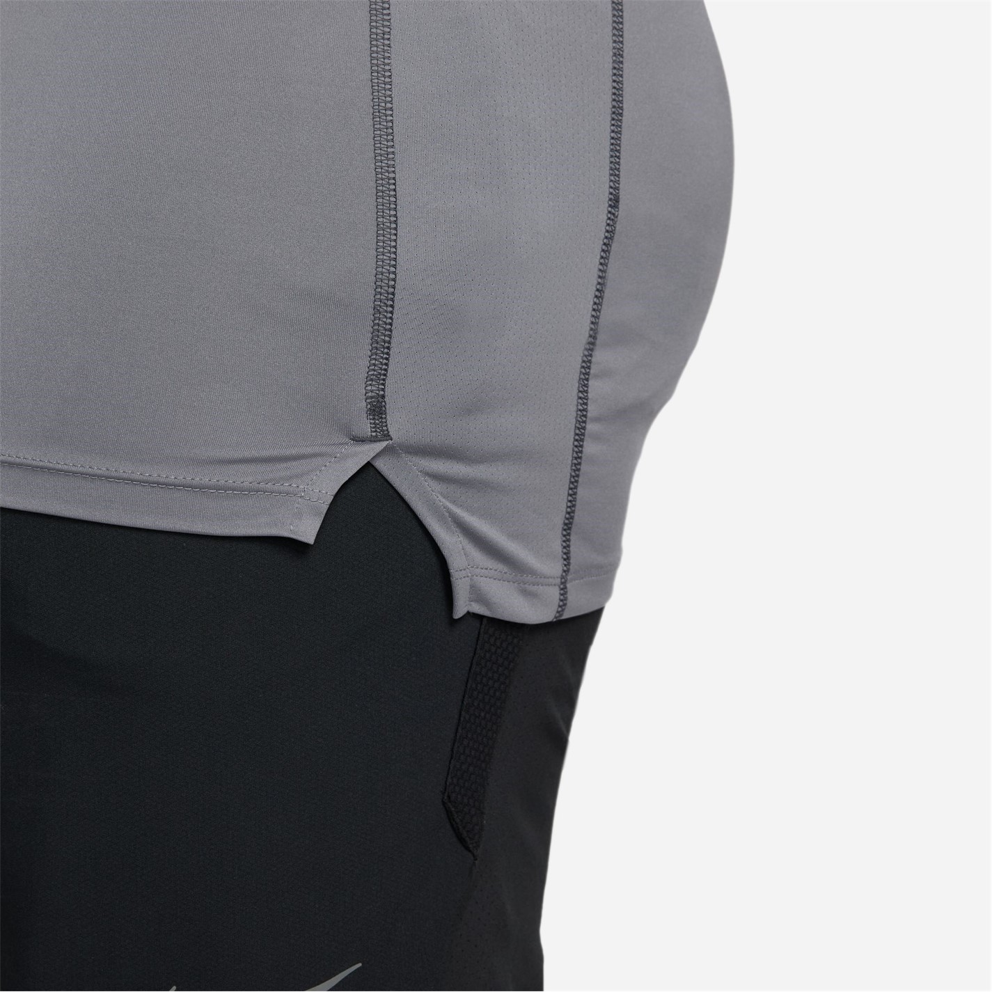 Nike Pro Dri-FIT Mens Tight Fit Long-Sleeve Top