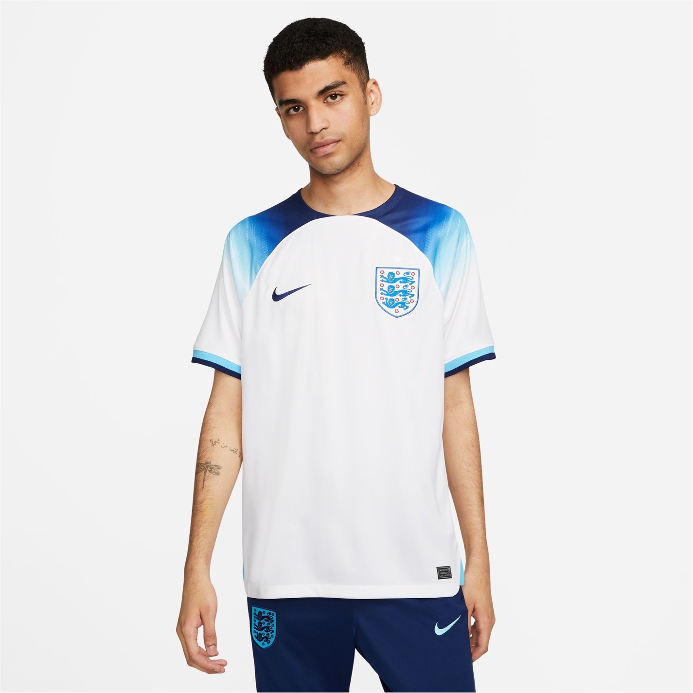 Nike England Home Shirt 2022 Adults