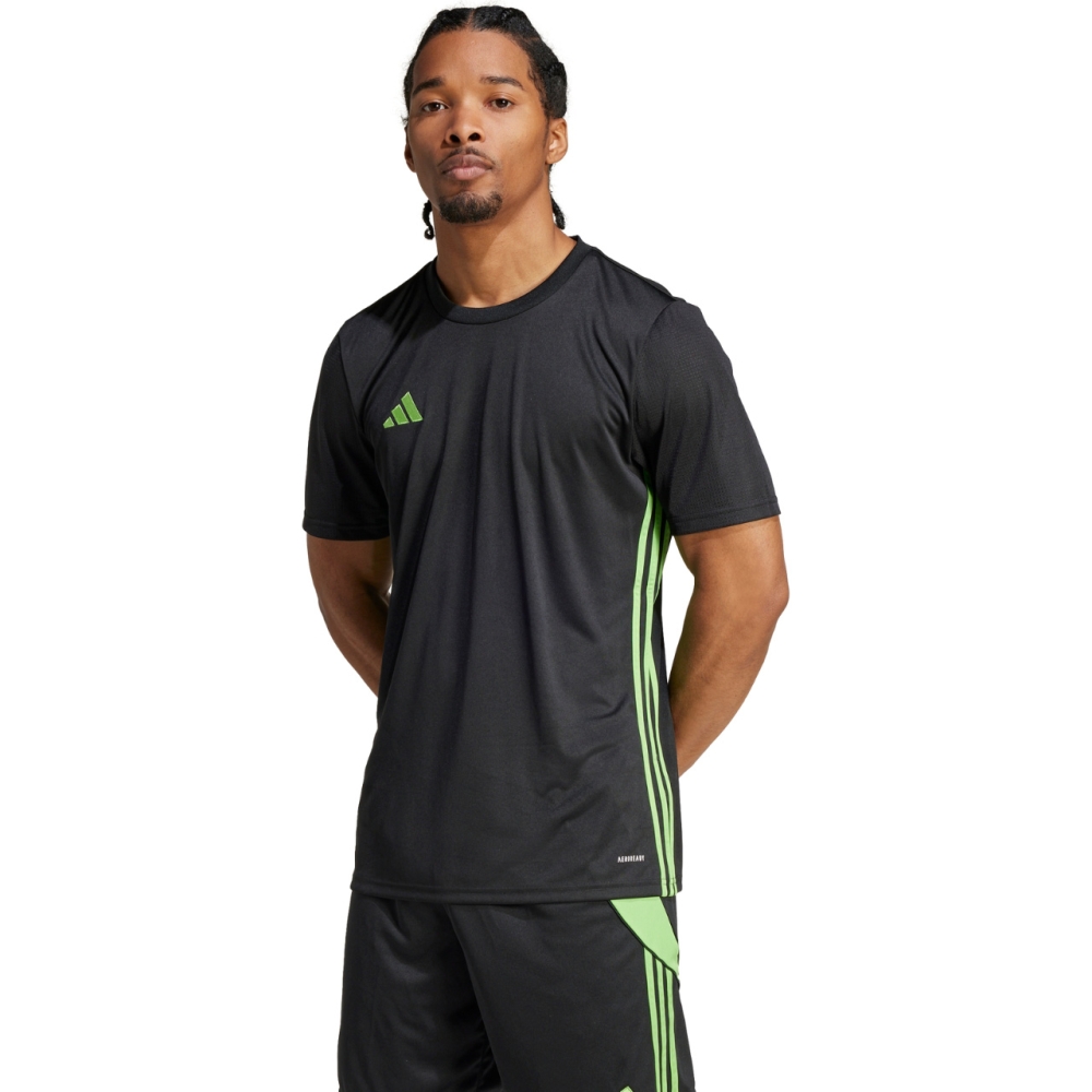 Men's
T-shirt adidas Tabela 23 Jersey black-lime JI8825