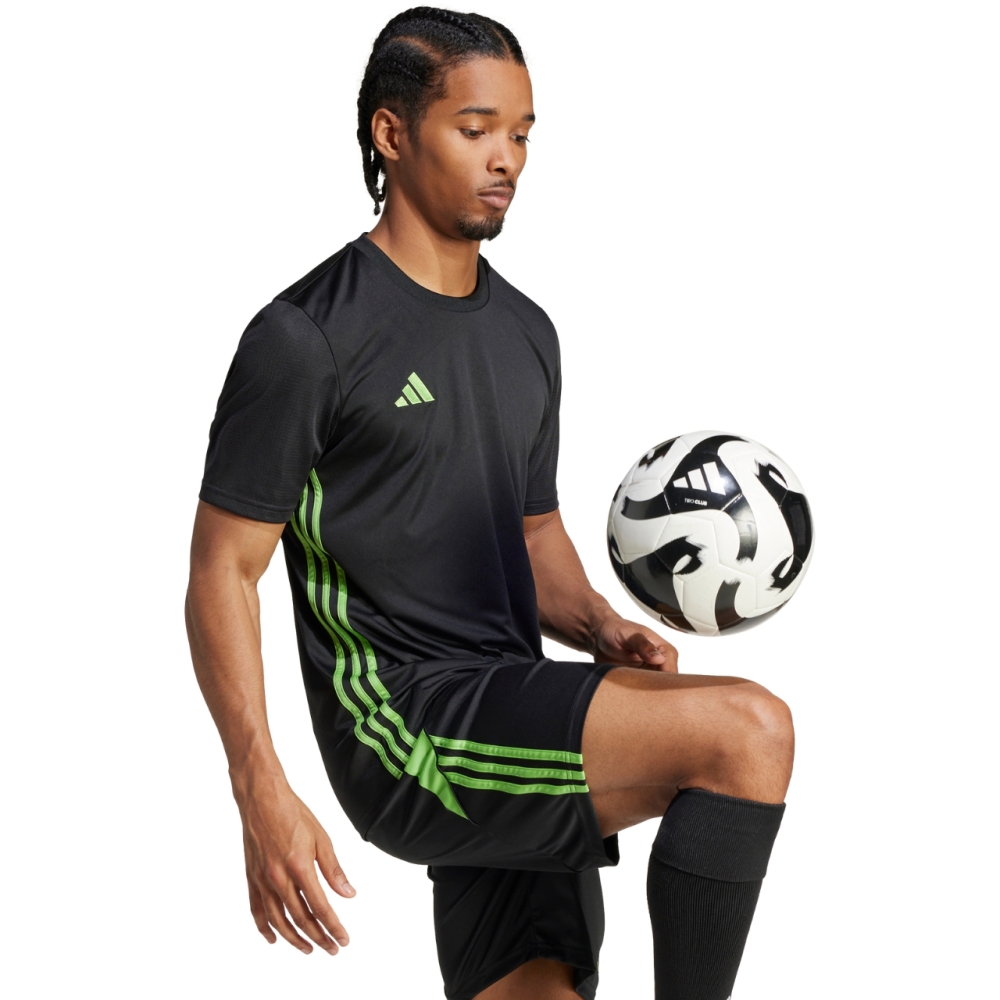 Men's
T-shirt adidas Tabela 23 Jersey black-lime JI8825